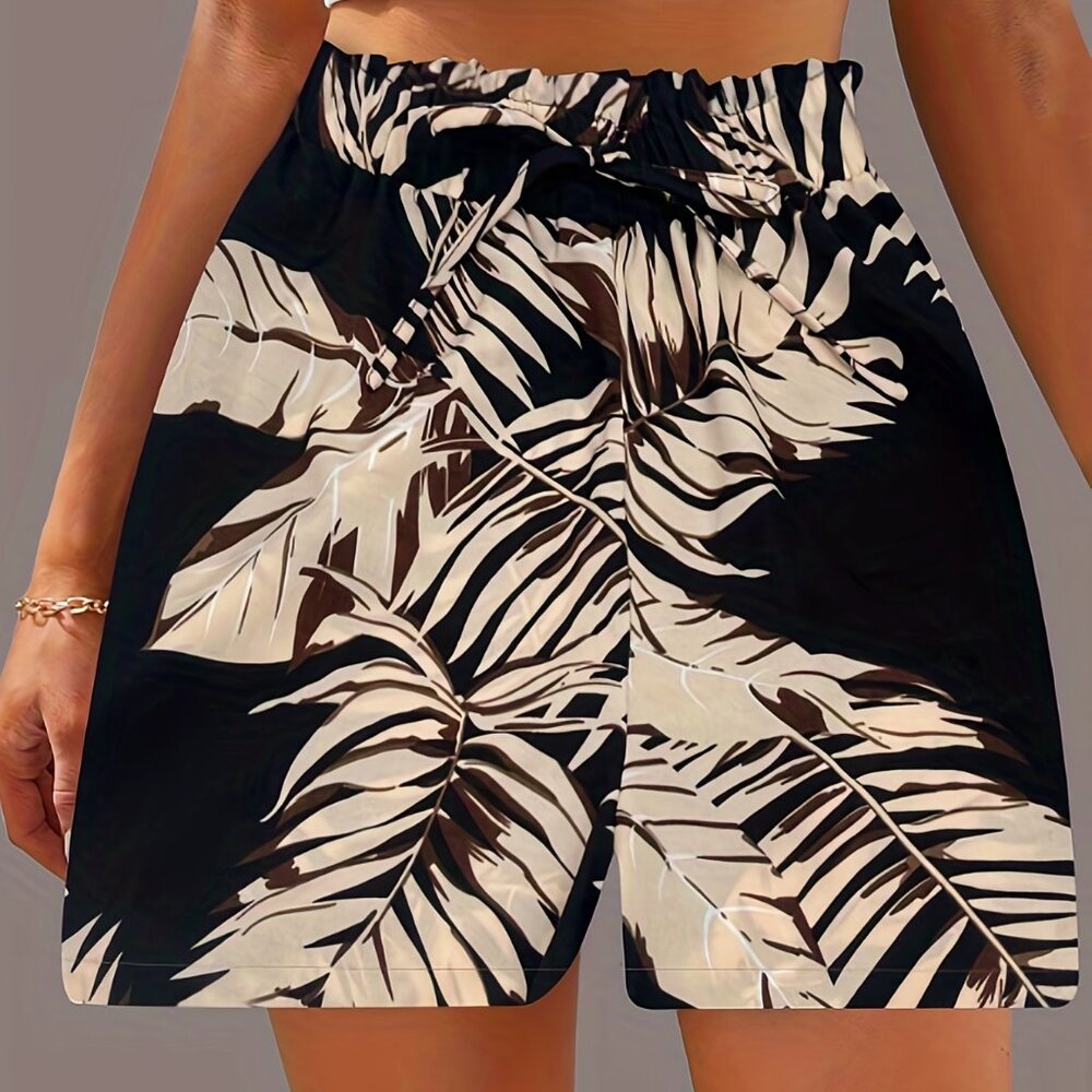 Boho Floral Leaf Tie Front Shorts - Picture 3 of 5